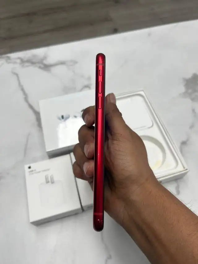iPhone XS 256GB Unlocked - Mint Condition! - Photo 6