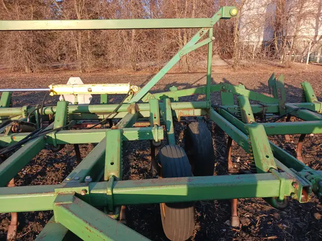 John Deere 1610 35 foot Deep Tiller - Photo 4