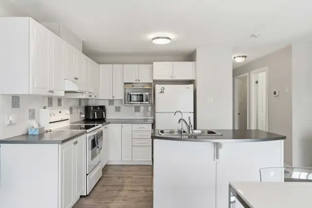 200 Paseo Private Unit # 5, Condo for Sale - Photo 5