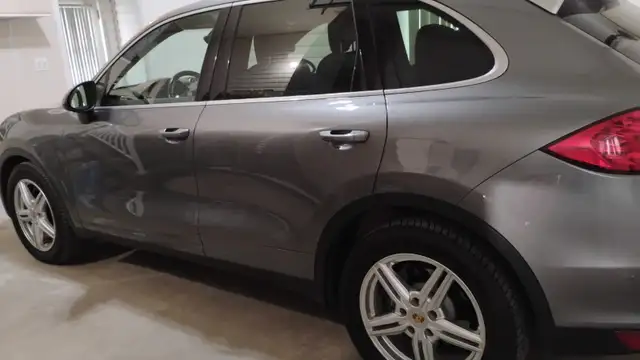 Porsche Cayenne Edition Platinum (Tiptronic) 4WD ONLY 96K KM - Photo 10