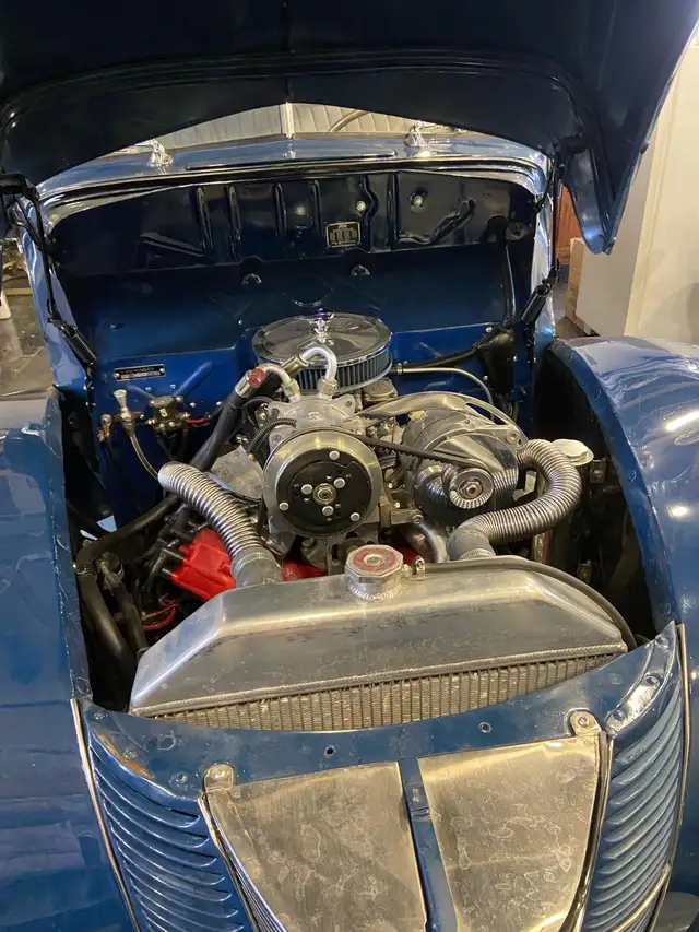1940 Ford Coupe Deluxe - Photo 2