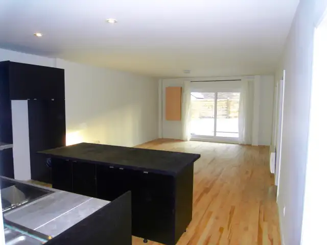 Superbe appartement 3 chambres et stationnement - Photo 4
