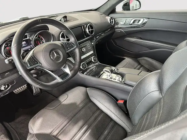 2017 Mercedes-Benz SL63 AMG Roadster 9,000 km's! $179,400 new! A - Photo 5