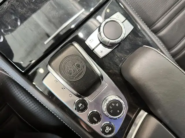 2017 Mercedes-Benz SL63 AMG Roadster 9,000 km's! $179,400 new! A - Photo 10