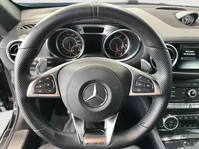 2017 Mercedes-Benz SL63 AMG Roadster 9,000 km's! $179,400 new! A - Photo 12