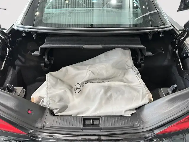 2017 Mercedes-Benz SL63 AMG Roadster 9,000 km's! $179,400 new! A - Photo 18