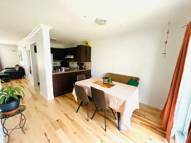 Spacious and luminous 4 1/2 condo in ideal neighbourhood - Photo 3