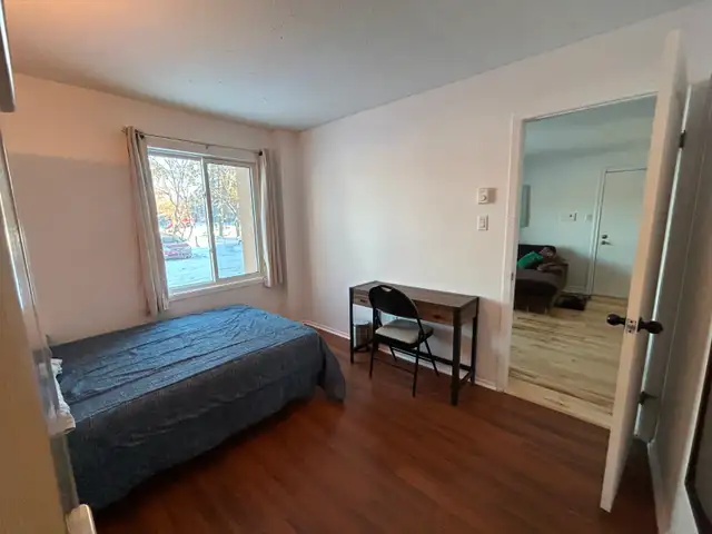 Spacious and luminous 4 1/2 condo in ideal neighbourhood - Photo 8