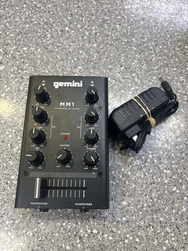 Gemini MM1 Channel Analog DJ Mixer