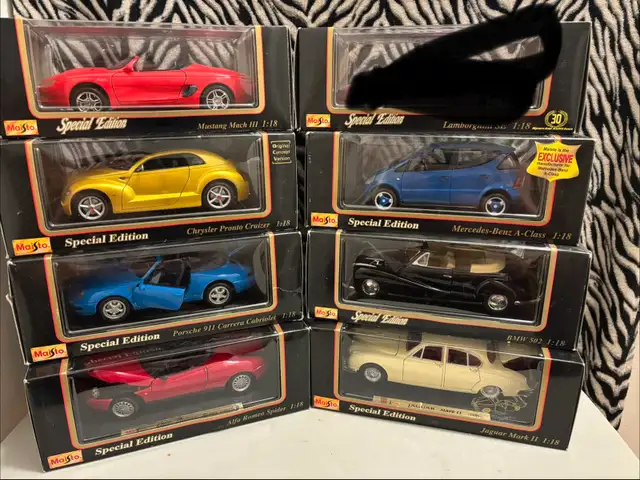 PRICE DROP Maisto SE Model Cars $25