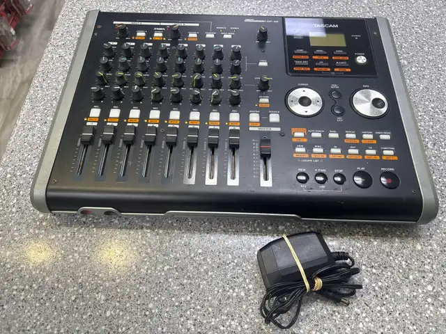 Tascam DP-02 Digital Portastudio Digital Record In