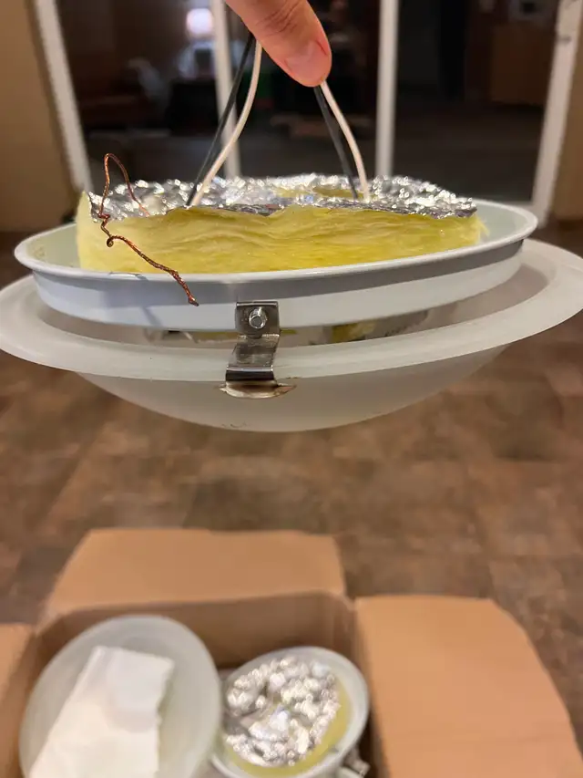 Flush Mount Ceiling Light - 4 pieces - Photo 8