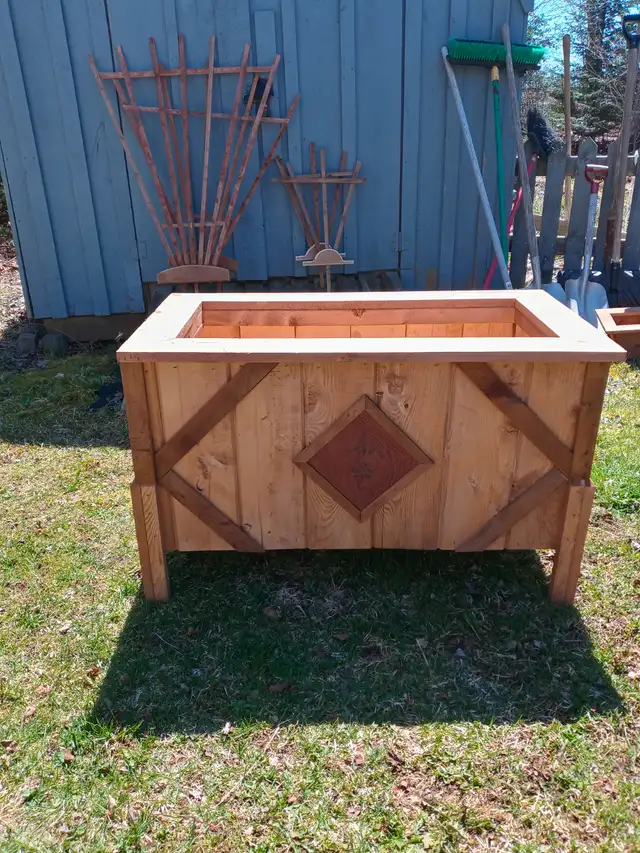 Outdoor Planters - Photo 5