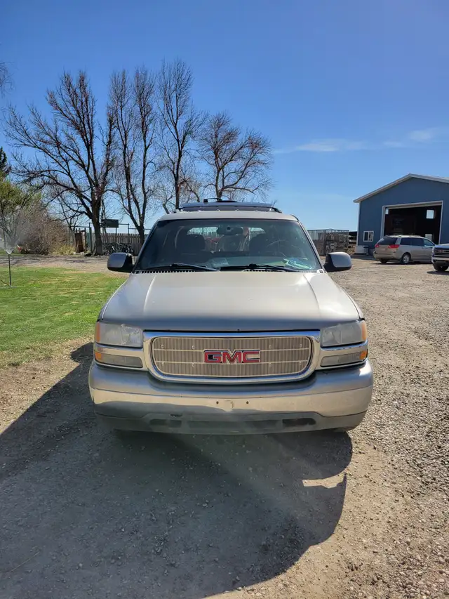 2001 GMC Yukon - Photo 4