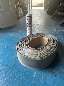 Rubber wall base