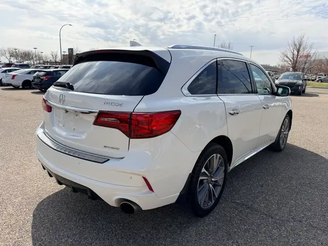 2018 Acura MDX Elite 7 Passenger AWD - Photo 9