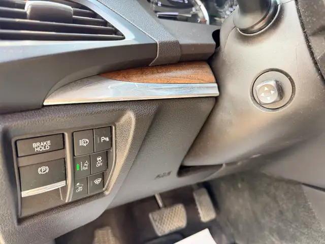 2018 Acura MDX Elite 7 Passenger AWD - Photo 16