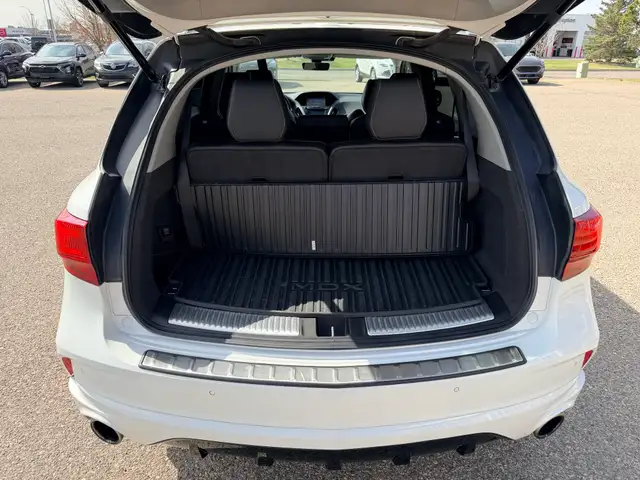 2018 Acura MDX Elite 7 Passenger AWD - Photo 19