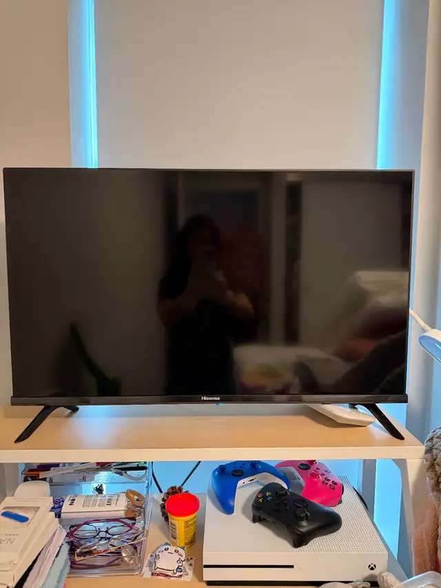 HiSense 28 Inches TV