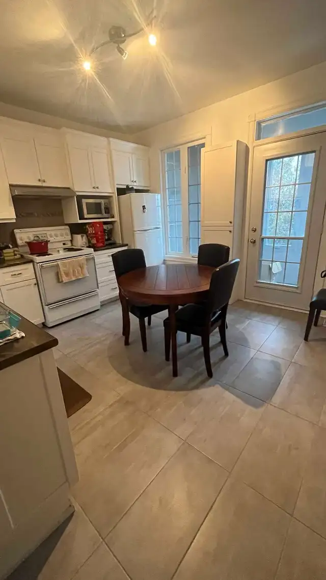 5 1/2 rénové, Plateau, 3ième étage, bois franc, Fabre - Laurier - Photo 3
