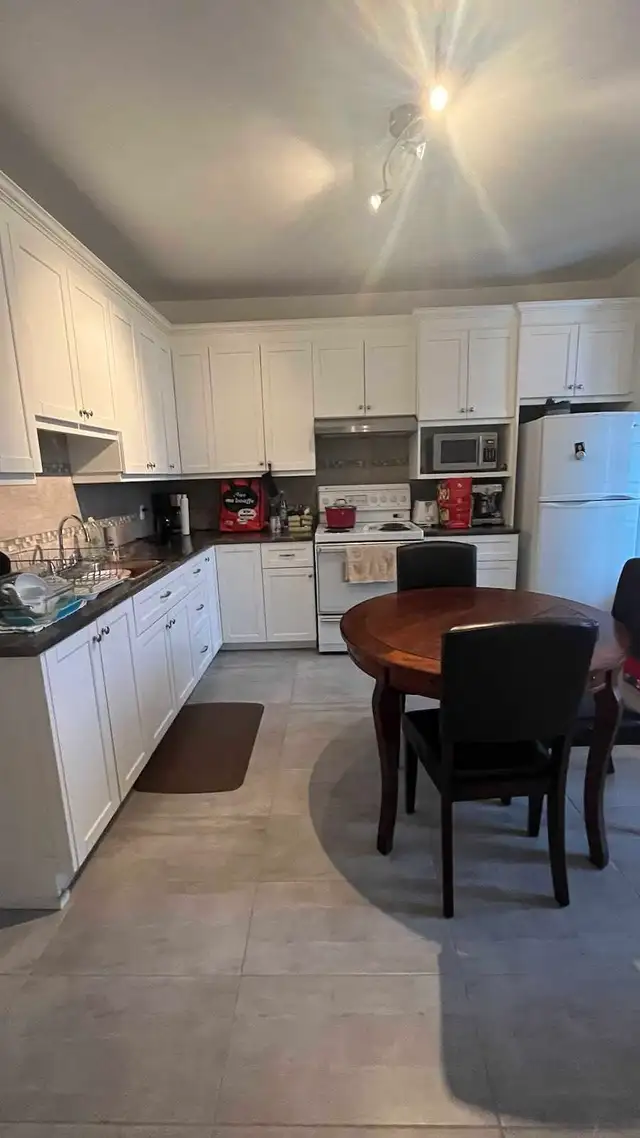 5 1/2 rénové, Plateau, 3ième étage, bois franc, Fabre - Laurier - Photo 4
