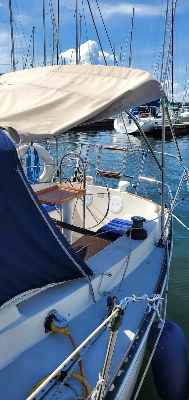 Classic 1973 C&C Sailboat - Photo 3