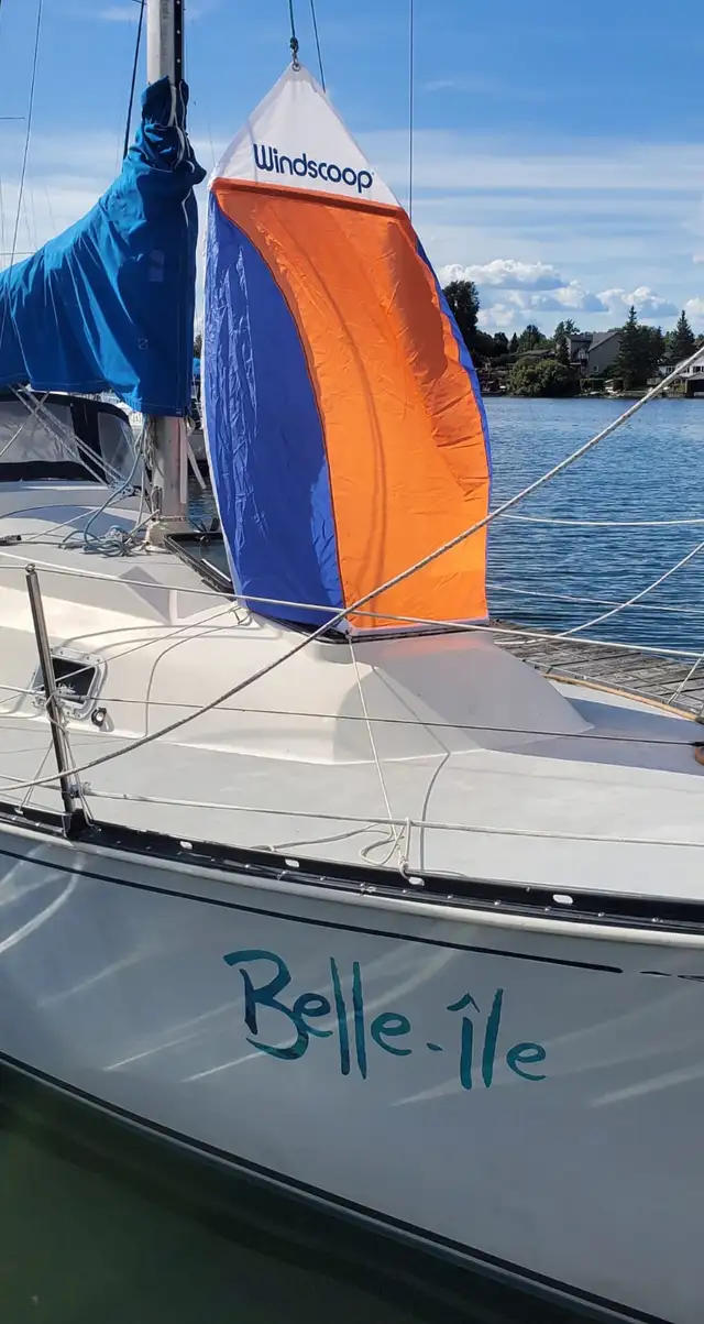 Classic 1973 C&C Sailboat - Photo 4