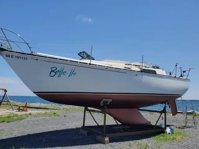 Classic 1973 C&C Sailboat - Photo 6