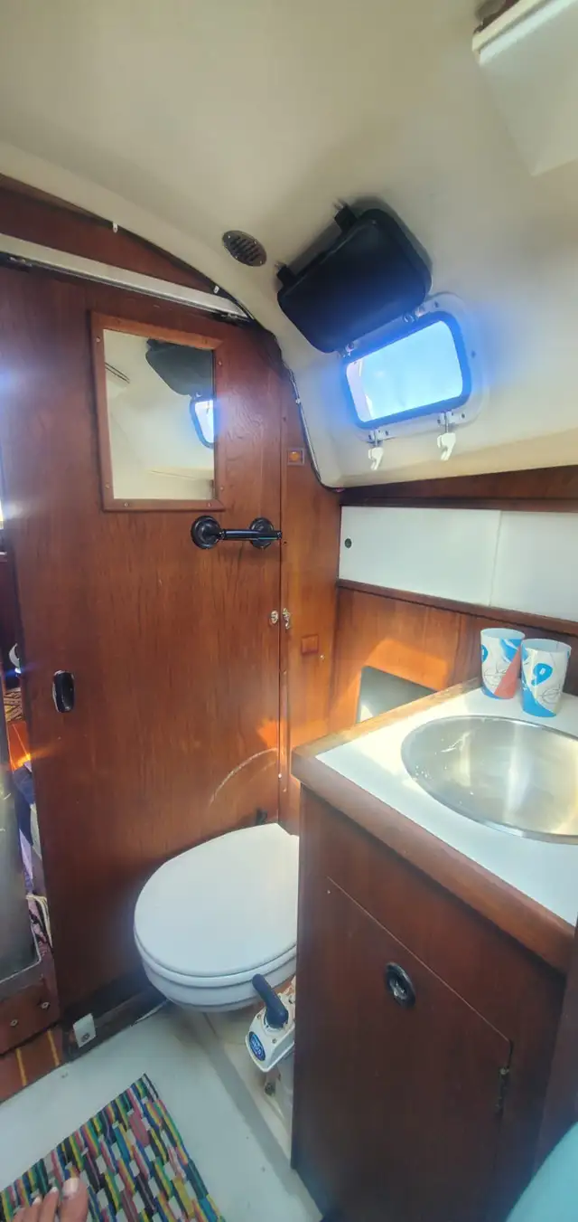 Classic 1973 C&C Sailboat - Photo 9