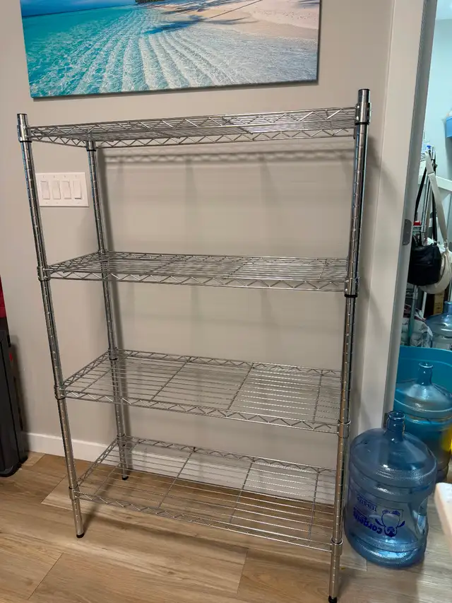 Metal Shelves - Photo 2