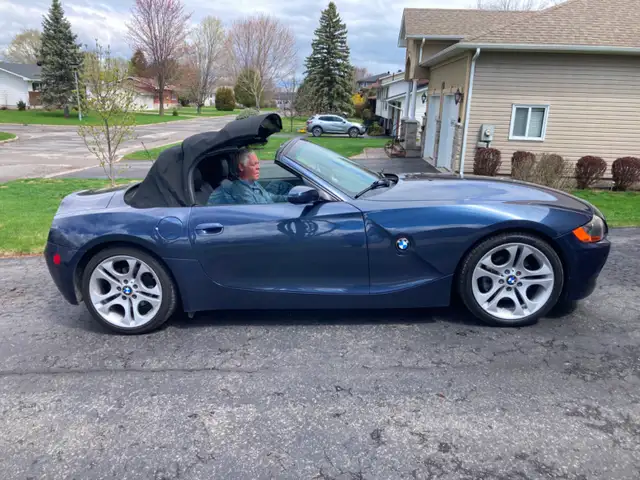 Pristine 2004 BMW Z4 3.0i - Photo 3