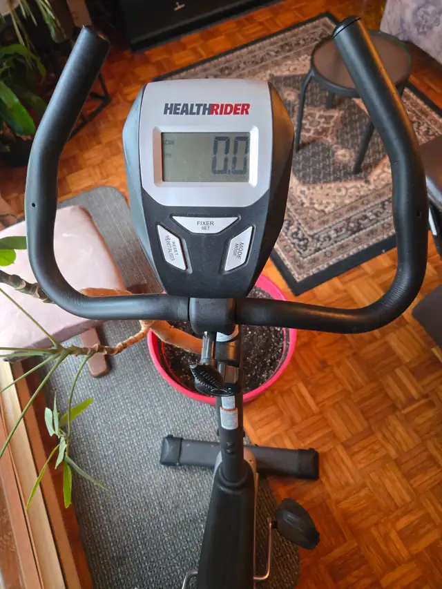 Velo stationnaire - Photo 2