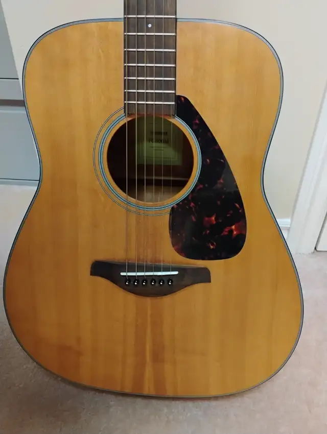 Yamaha FG800 - Photo 2