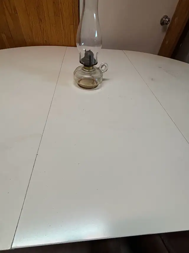 table and chairs