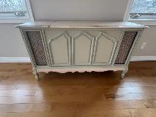 MCM 1960’s Vintage Record Player Media Console