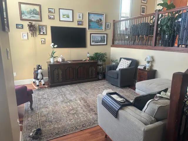 House Rental - Photo 2
