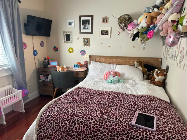 House Rental - Photo 9