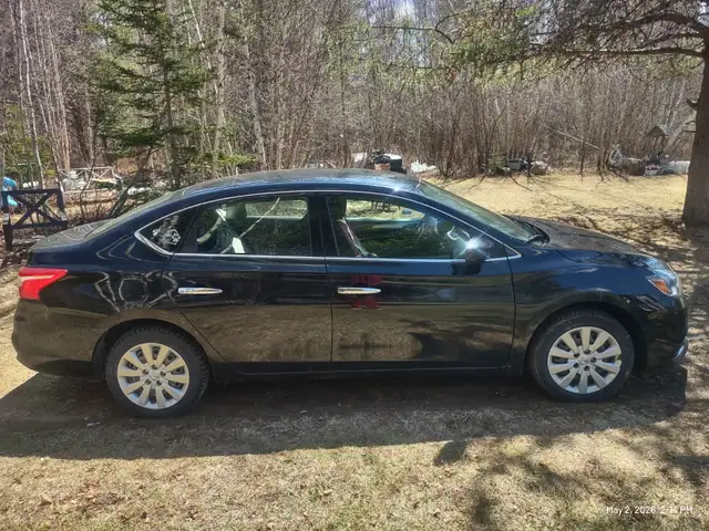 NISSAN SENTRA 2016 FOR SALE - Photo 4