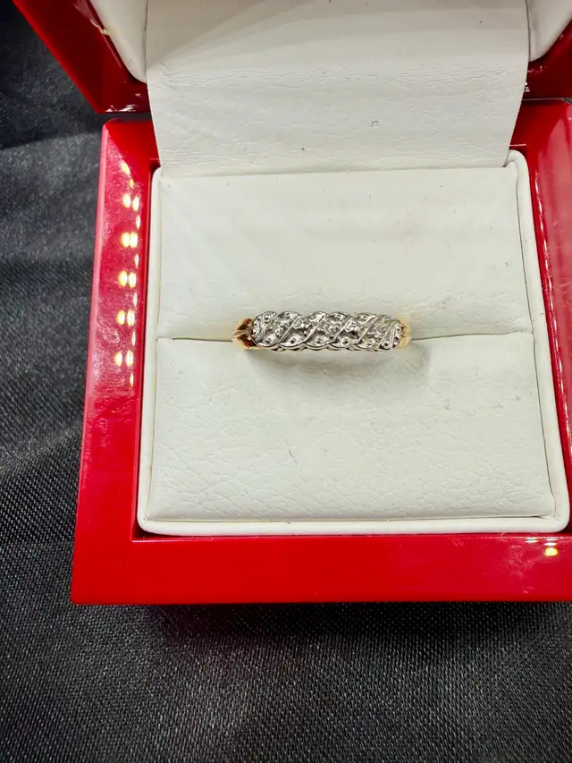 Women's 14K Gold Diamond Eternity Band~Size 5