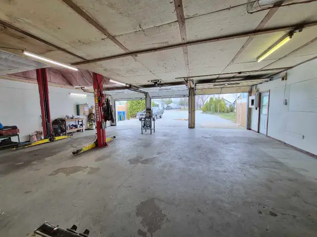 3 bedroom house for sale - Photo 4