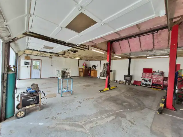 3 bedroom house for sale - Photo 5