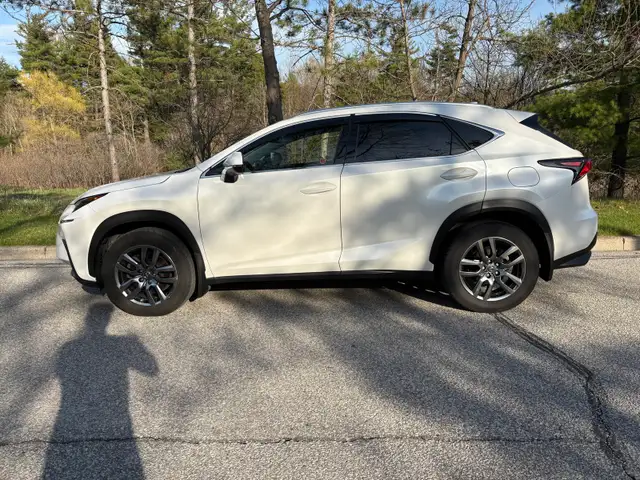 2018 Lexus NX300 - Photo 3