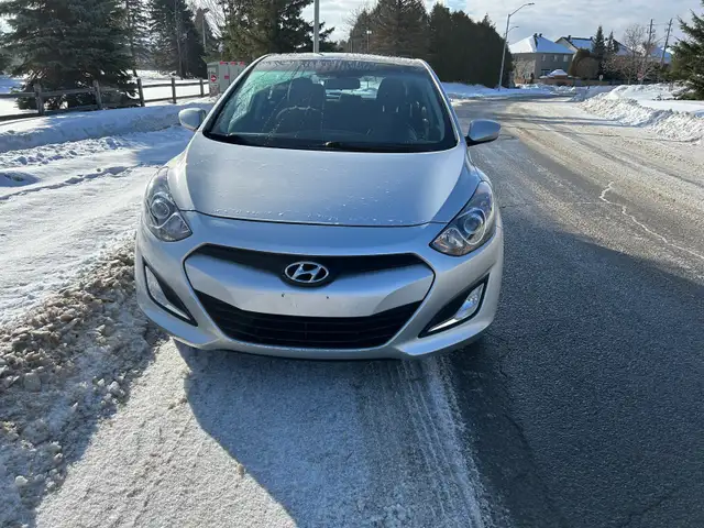 2014 Hyundai Elantra GT / We Finance - Photo 2