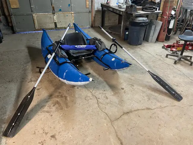 Pontoon Boat