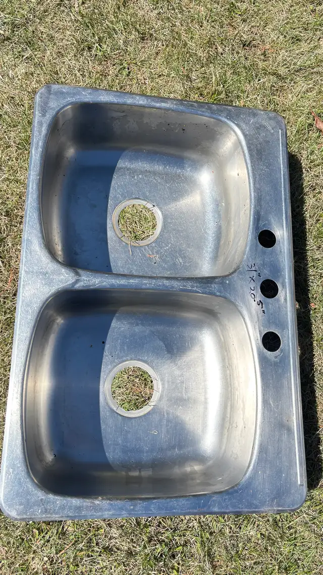 Kitchen Sink - Photo 2
