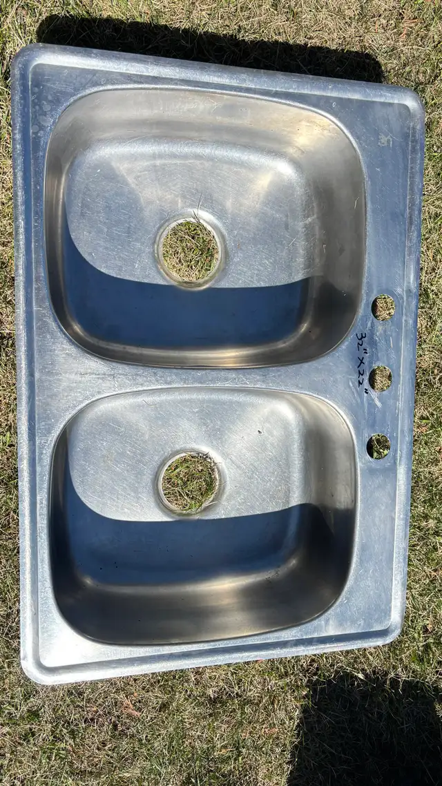 Kitchen Sink - Photo 3