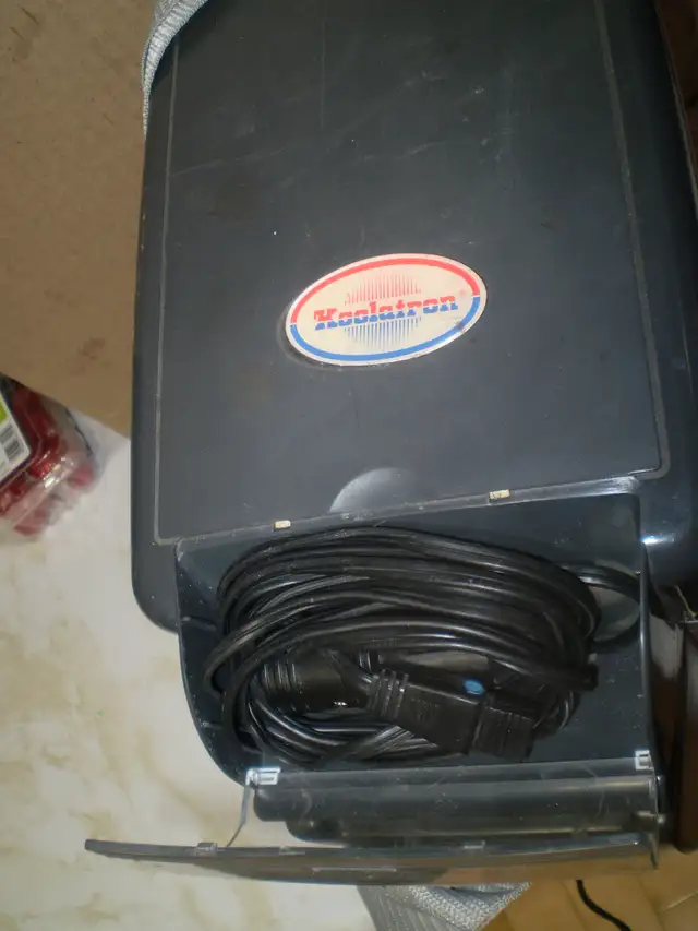 KOOLATRON B07 BETWEEN SEATS 12 VOLT COOLER- USED- $35 - Photo 4