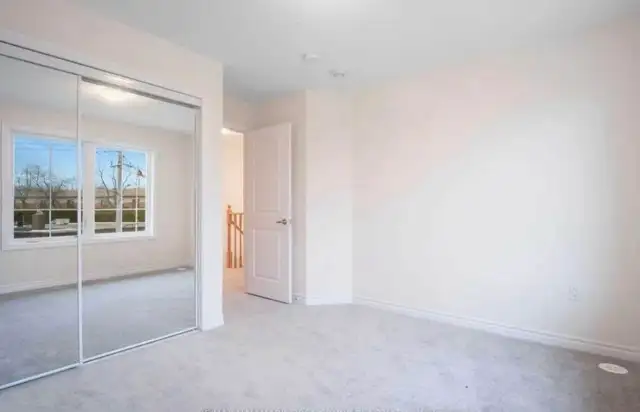 condo house - Photo 5