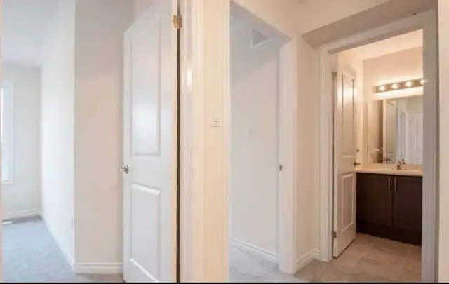 condo house - Photo 8