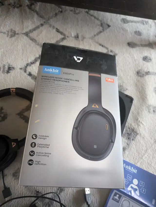 Ankbit noise cancelling headphones